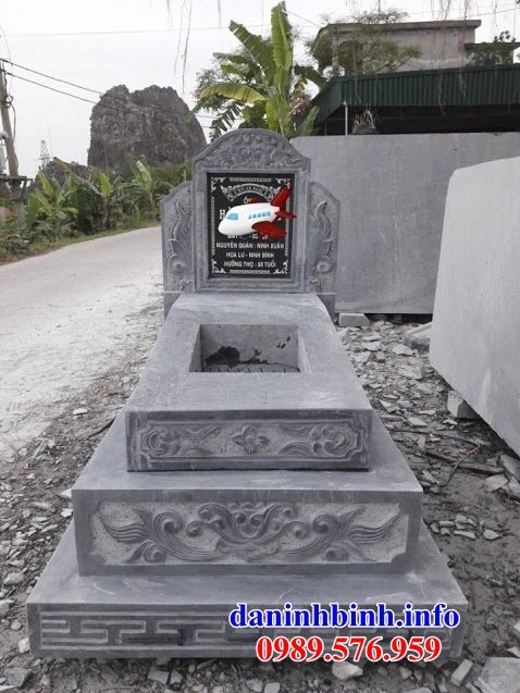 Các mẫu mộ tam cấp bằng đá đẹp bán tại quảng ngãi