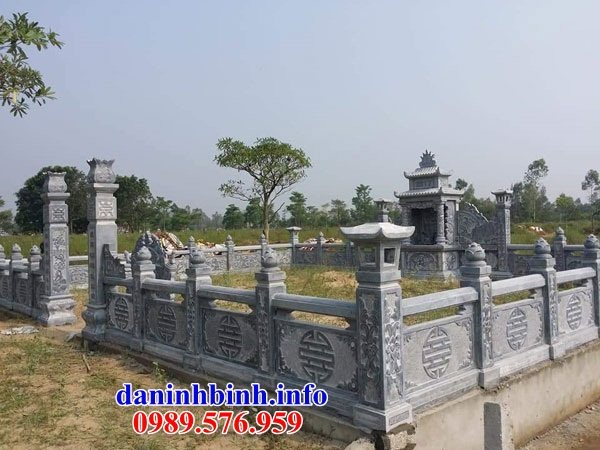 Nghĩa trang dòng họ bằng đá tự nhiên nguyên khối đẹp kích thước phong thủy