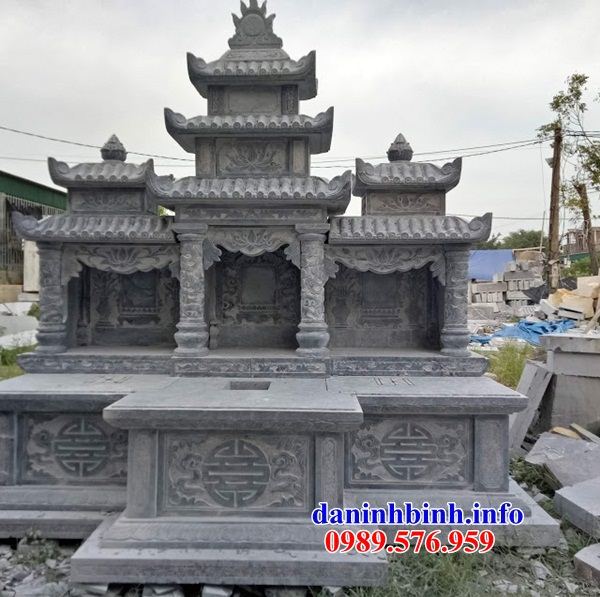 Hình ảnh mẫu mộ đôi bằng đá tại Bình Định