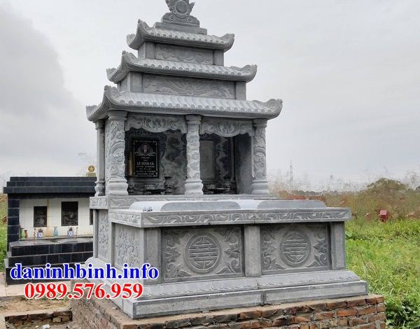Mẫu mộ đôi bằng đá ba mái cao cấp tại Bình Định