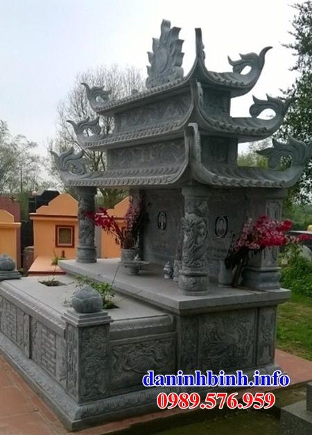 Mẫu mộ đôi bằng đá xanh Thanh Hóa tại Quảng Nam