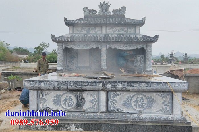 Mẫu mộ đôi bằng đá xây lắp tại Cao Bằng