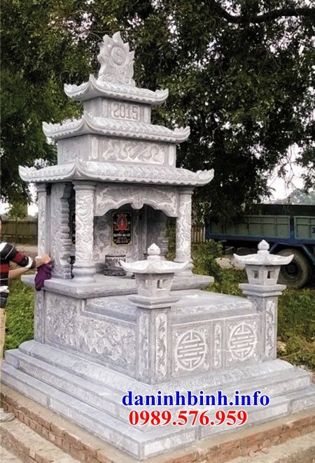 Mẫu mộ đôi gia đình bằng đá chạm khắc tinh xảo tại Ninh Bình
