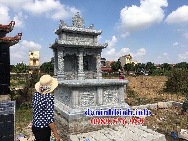 Mẫu mộ đôi gia đình bằng đá hai mái cao cấp tại Ninh Bình