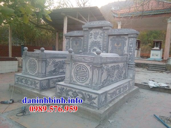 Mẫu mộ đôi gia đình bằng đá không mái cao cấp tại Quảng Ngãi