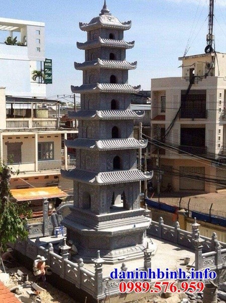 Mộ tháp sư trụ trì phật giáo bằng đá xaanh Thanh Hóa tại Tây Ninh
