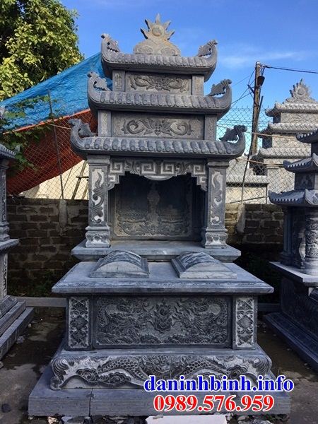 Mộ đôi gia đình bằng đá xanh Thanh Hóa tại Đà Nẵng