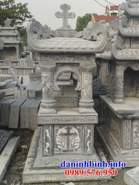 Bán sẵn mộ công giáo đạo thiên chúa bằng đá thiết kế đơn giản đẹp tại Kiên Giang