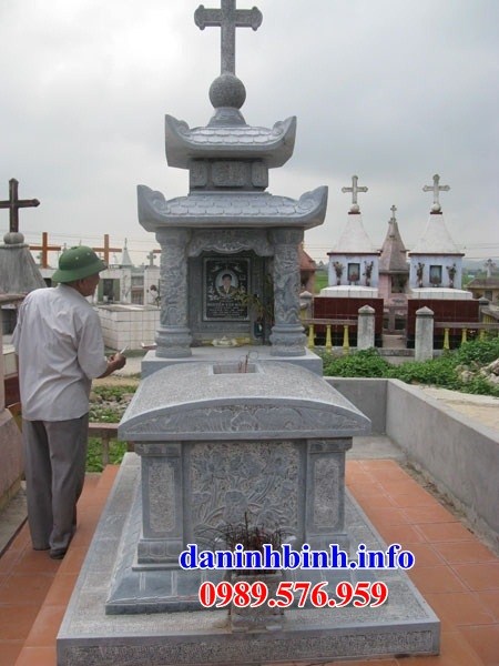 Bán sẵn mộ đạo thiên chúa công giáo bằng đá kích thước chuẩn phong thủy tại Bình Định