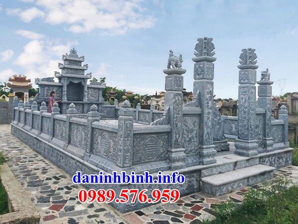 Cổng Khu lăng mộ nghĩa trang gia đình dòng họ bằng đá thiết kế đẹp tại Cà Mau