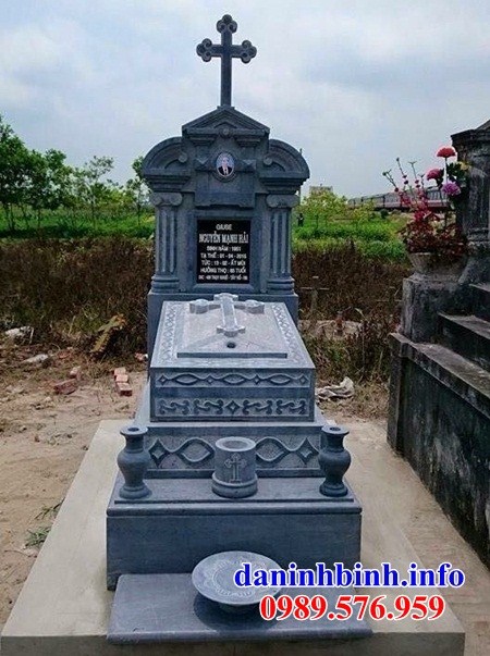 Hình ảnh mộ đạo thiên chúa công giáo bằng đá xanh tự nhiên đẹp tại Tây Ninh