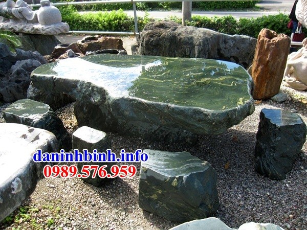 Kích thước bộ bàn ghế đá xanh rêu tự nhiên nguyên khối đẹp