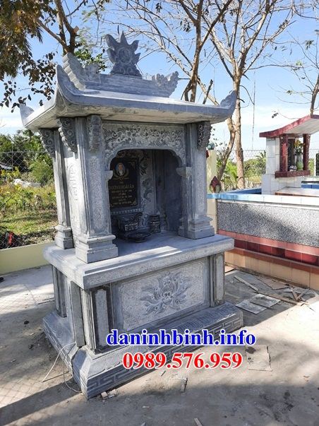 Mẫu am thờ chung nghĩa trang gia đình dòng họ bằng đá tự nhiên nguyên khối tại Lâm Đồng