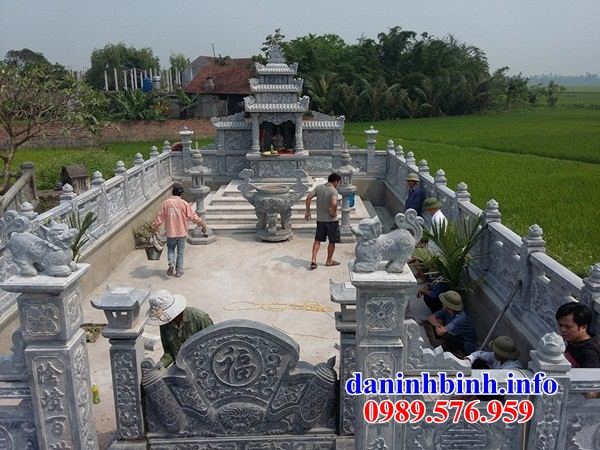 Mẫu cây hương nghĩa trang gia đình dòng họ bằng đá bán báo giá tại Đà Nẵng