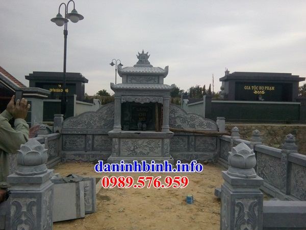 Mẫu cây hương nghĩa trang gia đình dòng họ bằng đá mỹ nghệ Ninh Bình tại Vĩnh Long