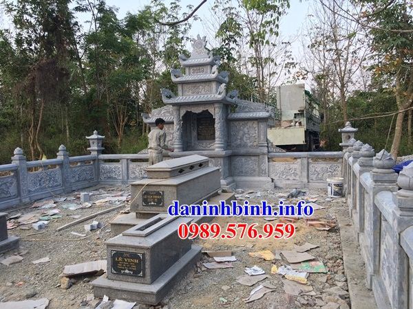Mẫu cây hương nghĩa trang gia đình dòng họ bằng đá thi công lắp đặt tại Thừa Thiên Huế