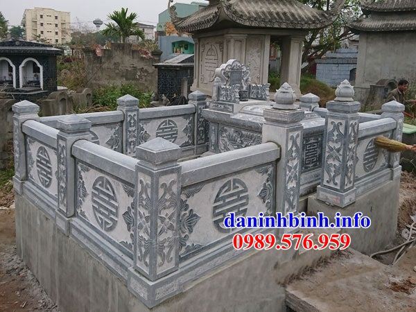 Mẫu cây hương nghĩa trang gia đình dòng họ bằng đá tự nhiên nguyên khối tại Tây Ninh