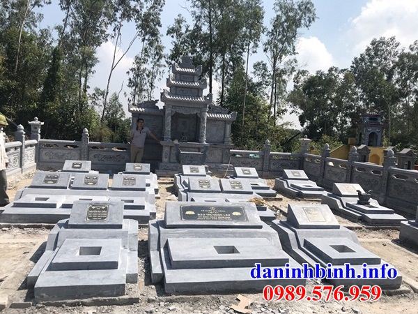 Mẫu cây hương thờ chung nghĩa trang gia đình dòng họ bằng đá tự nhiên cao cấp tại Quảng Bình
