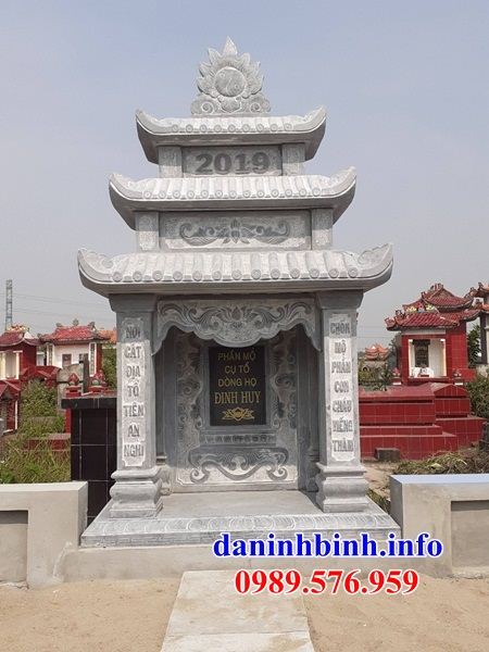 Mẫu cây hương thờ chung nghĩa trang gia đình dòng họ bằng đá tự nhiên nguyên khối tại Quảng Bình