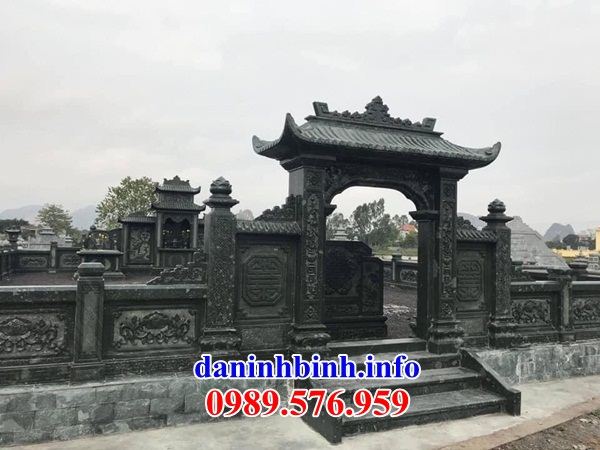 Mẫu cổng khu lăng mộ nghĩa trang gia đình dòng họ bằng đá xanh rêu bán tại Thanh Hóa