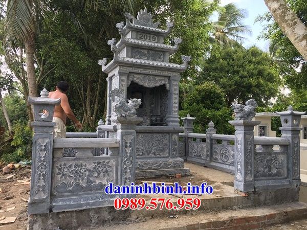 Mẫu cổng khu lăng mộ nghĩa trang gia đình dòng họ bằng đá điêu khắc tinh xảo bán tại Quảng Ngãi