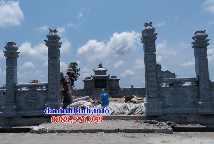 Mẫu cổng khu lăng mộ nghĩa trang gia đình dòng tộc bằng đá bán báo giá tại Kiên Giang