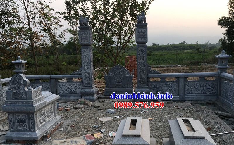 Mẫu khu lăng mộ nghĩa trang gia đình dòng họ bằng đá tự nhiên nguyên khối bán tại Hà Tĩnh
