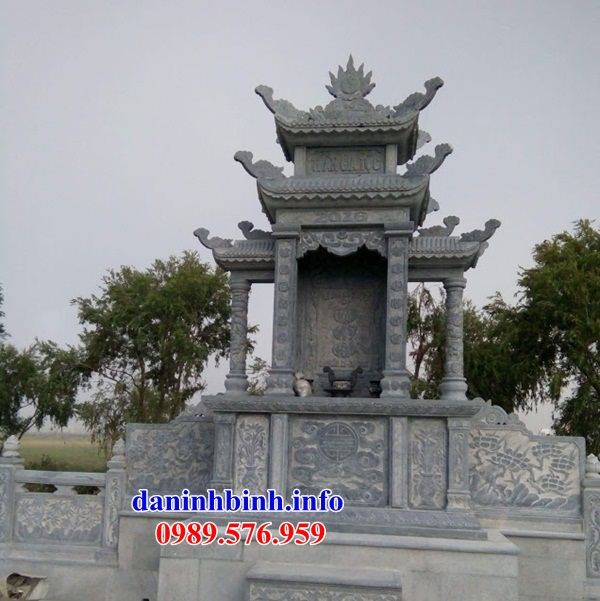 Mẫu kỳ đài bằng đá tại Khánh Hòa