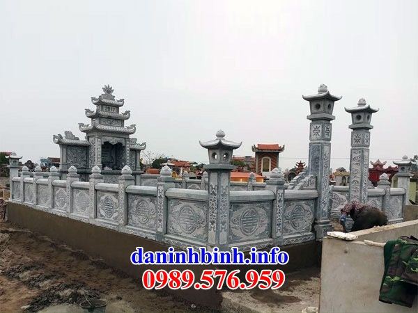 Mẫu lan can hàng tường rào khu lăng mộ nghĩa trang gia đình dòng họ bằng đá thiết kế hiện đại bán tại Điện Biên