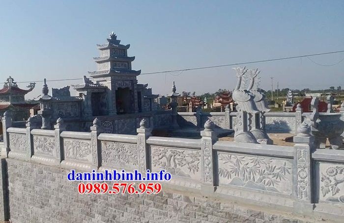 Mẫu lan can hàng tường rào khu lăng mộ nghĩa trang gia đình dòng họ bằng đá điêu khắc hoa văn tinh xảo bán tại Kon Tum