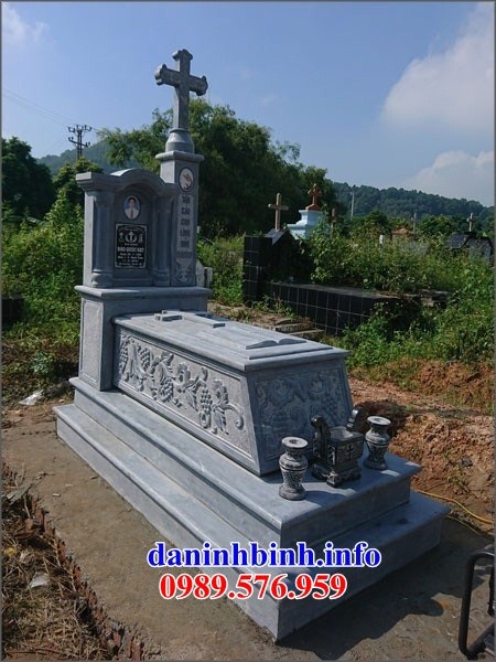 Mẫu lăng mộ đạo thiên chúa công giáo bằng đá mỹ nghệ Ninh Bình bán tại Bình Thuận