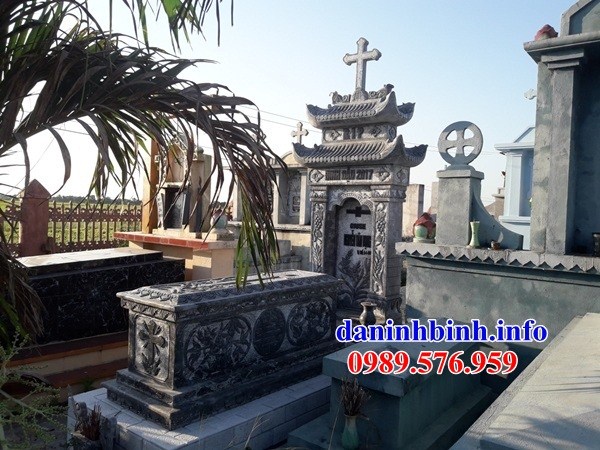Mẫu mộ công giáo đạo thiên chúa bằng đá Ninh Bình thiết kế đẹp tại Bạc Liêu