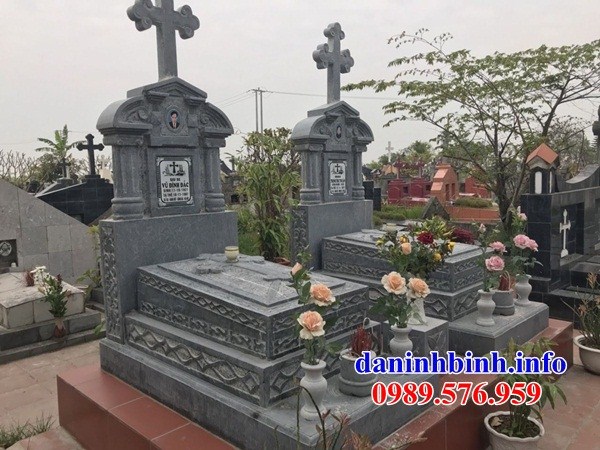 Mẫu mộ đạo thiên chúa công giáo bằng đá nguyên khối đẹp tại Đồng Nai