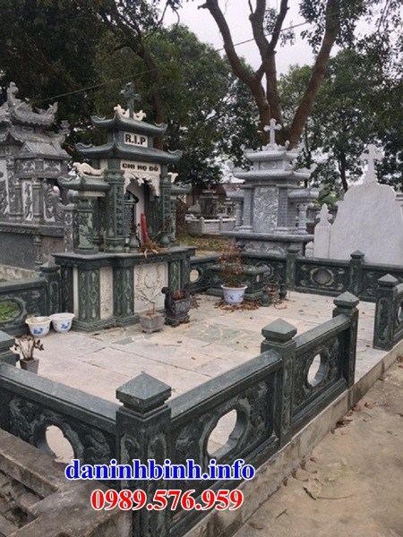 Mộ người theo đạo công giáo thiên chúa bằng đá thiết kế hiện đại đẹp bán tại Thái Nguyên