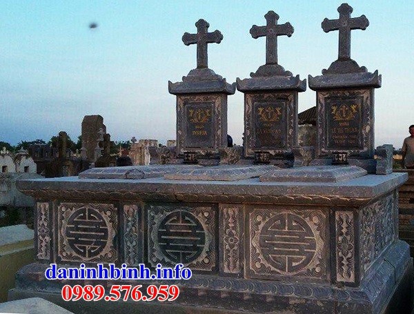 Mộ đôi công giáo đạo thiên chúa bằng đá ba ngôi kề nhau đẹp bán tại Hà Tĩnh