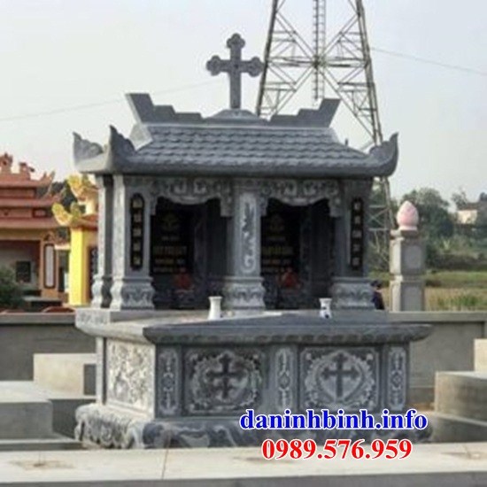 Mộ đôi đạo công giáo thiên chúa bằng đá nguyên khối đẹp tại Ninh Thuận
