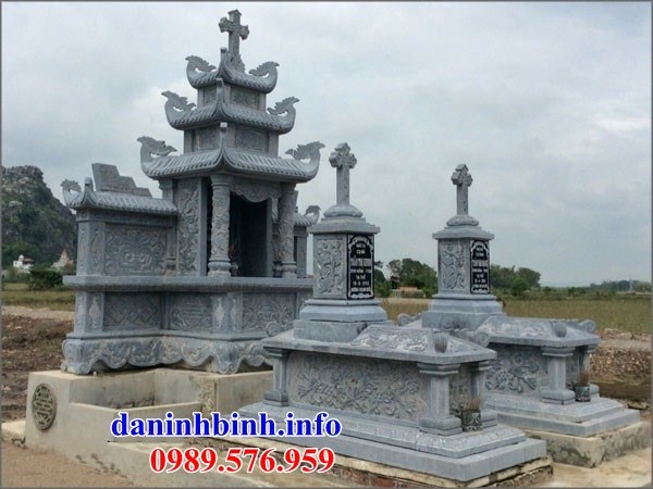 Mộ đôi đạo công giáo thiên chúa bằng đá xanh Thanh Hóa bán tại Ninh Thuận