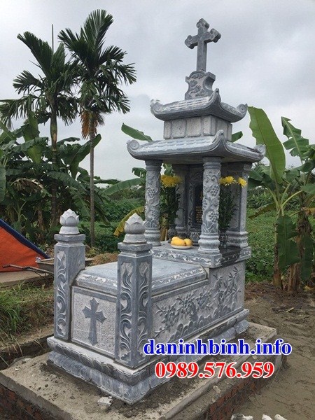 Mộ đạo thiên chúa công giáo thiết kế đẹp bằng đá chạm khắc tinh xảo bán tại Quảng Ngãi