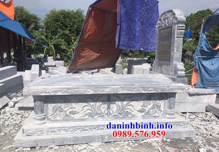 Thiết kế mộ đạo thiên chúa công giáo bằng đá cất để tro hài cốt hỏa táng bán tại Đà Nẵng