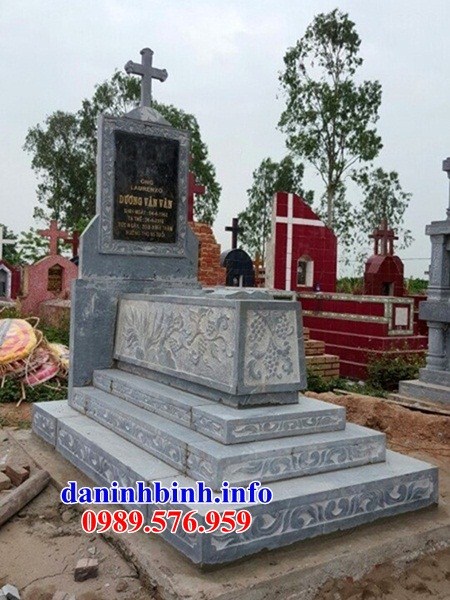 Thiết kế mộ đạo thiên chúa công giáo bằng đá xanh tự nhiên bán tại Đà Nẵng
