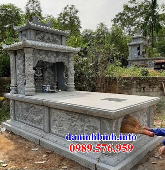 Hình ảnh mộ hai mái bằng đá kích thước lớn bán tại Ninh Bình