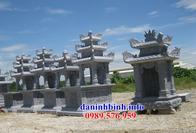 Hình ảnh mộ hai mái bằng đá thiết kế đơn giản đẹp tại Đắk NôngHình ảnh mộ hai mái bằng đá thiết kế đơn giản đẹp tại Đắk Nông