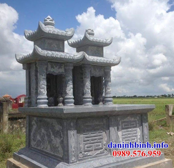 Hình ảnh mộ đôi hai mái bằng đá kích thước chuẩn phong thủy bán tại Ninh Bình