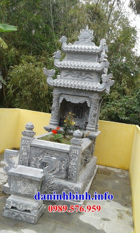 Lăng mộ ba mái bằng đá thiết kế đơn giản bán tại Ninh Bình