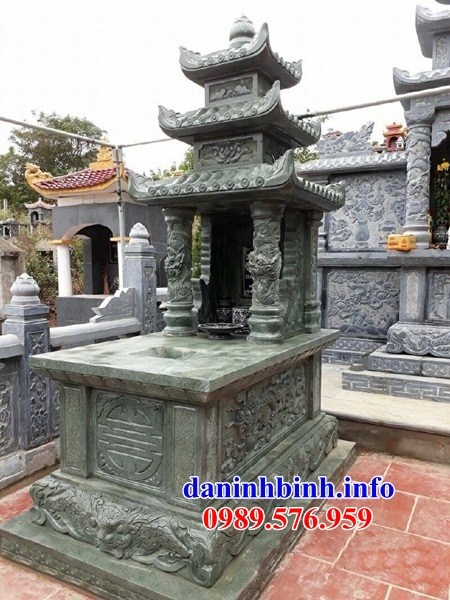 Lăng mộ ba mái bằng đá xanh rêu cao cấp đẹp tại Quảng Ninh