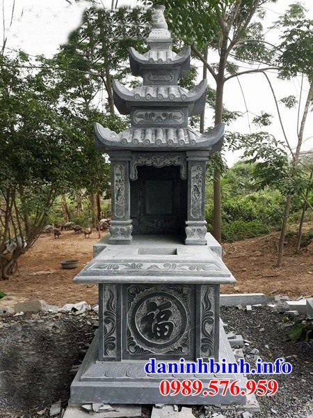 Lăng mộ ba mái bằng đá xanh thiết kế đơn giản đẹp tại Đồng Tháp