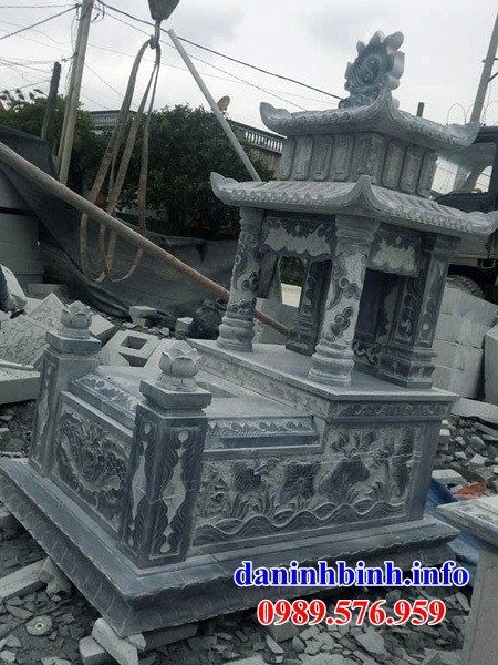 Lăng mộ hai mái bằng đá chạm khắc hoa văn tinh xảo bán tại Tiền Giang