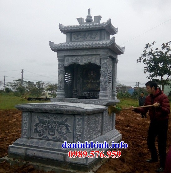 Lăng mộ hai mái bằng đá nguyên khối cất để tro hài cốt hỏa táng bán tại Tuyên Quang