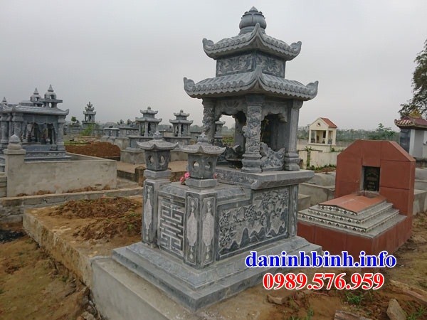 Lăng mộ hai mái bằng đá tự nhiên nguyên khối bán tại Tiền Giang