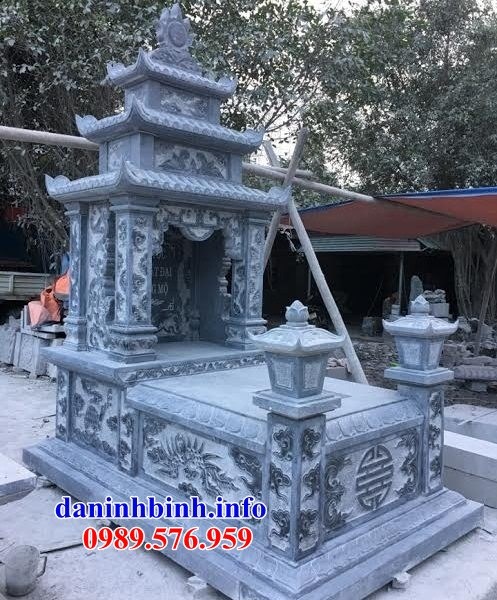 Mẫu mộ ba mái bằng đá xanh Thanh Hóa đẹp tại Thừa Thiên Huế